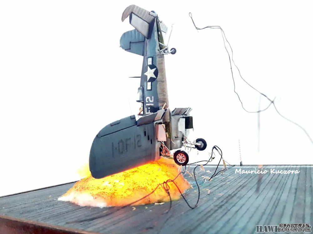 “海盜殘骸”場景模型：生動再（zài）現1945年F4U戰鬥機(圖5)