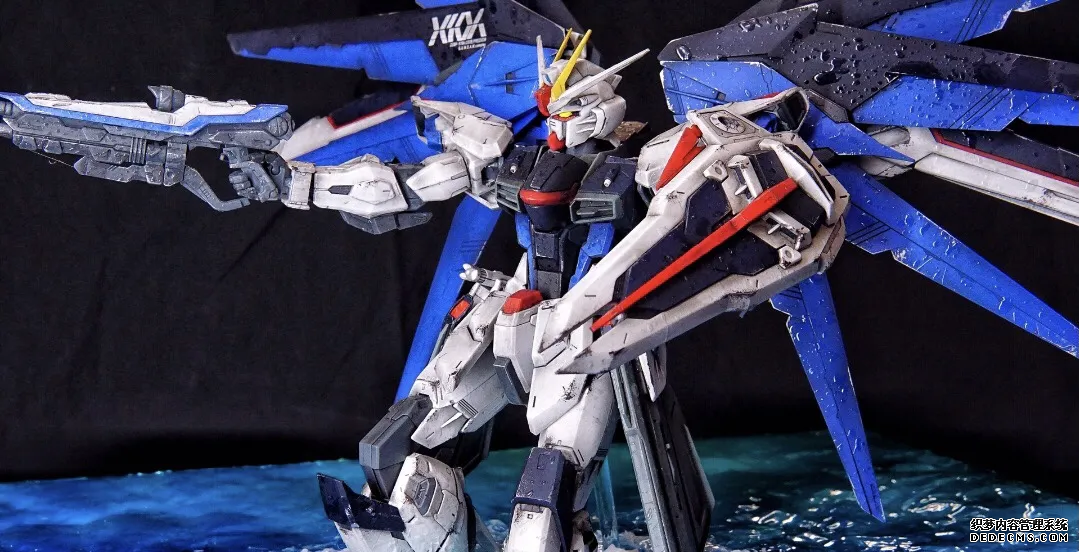 模玩控：自由高達水中場景場景模（mó）型，水波（bō）紋很(圖3)