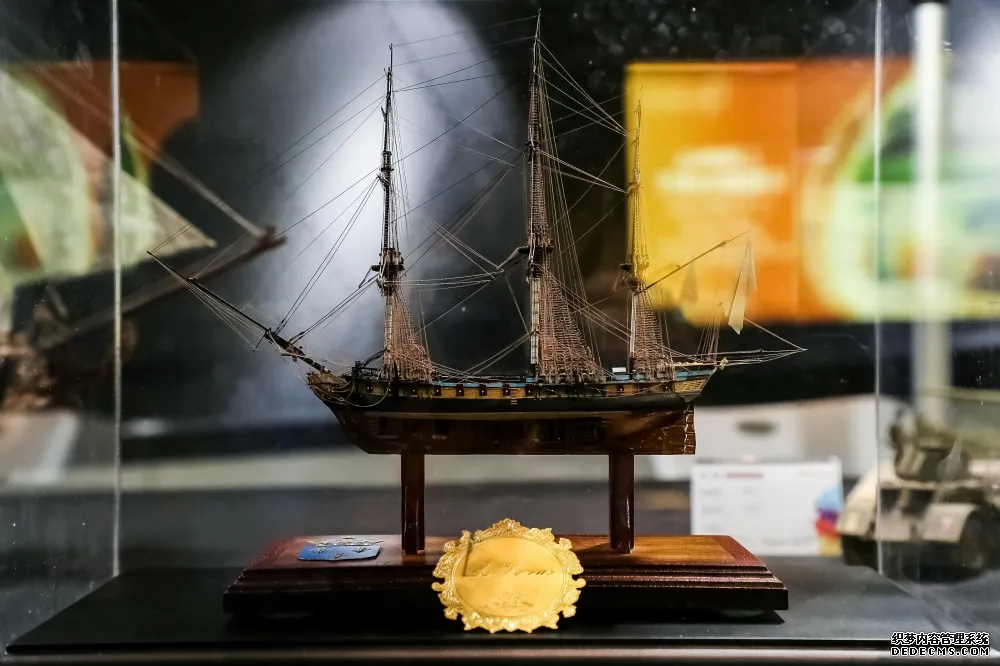 模(mó)型盛會登上海之巔,科技(jì)體育推動青(qīng)少年科普(圖1) 模型盛會登上海之巔,科技體育推(tuī)動青少年科普(圖1)