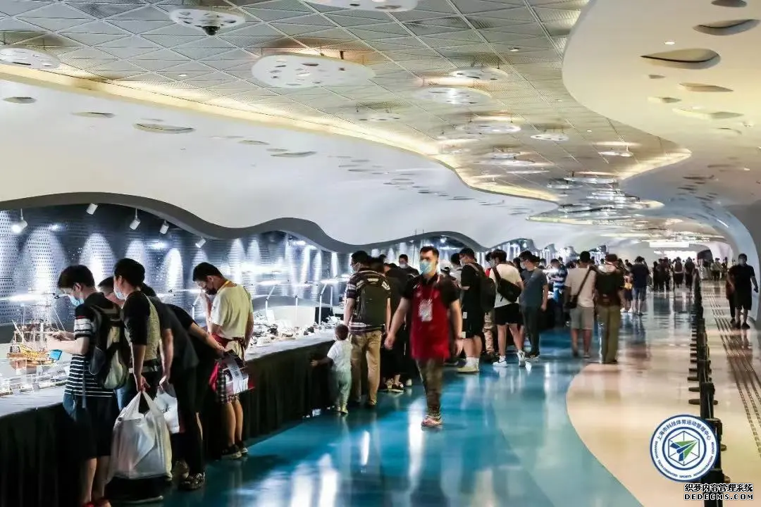 模型盛會登上海之巔,科技體育推動青少(shǎo)年科普(圖2) 模型盛會登上海之巔,科技體育推動青少(shǎo)年科普(圖2)