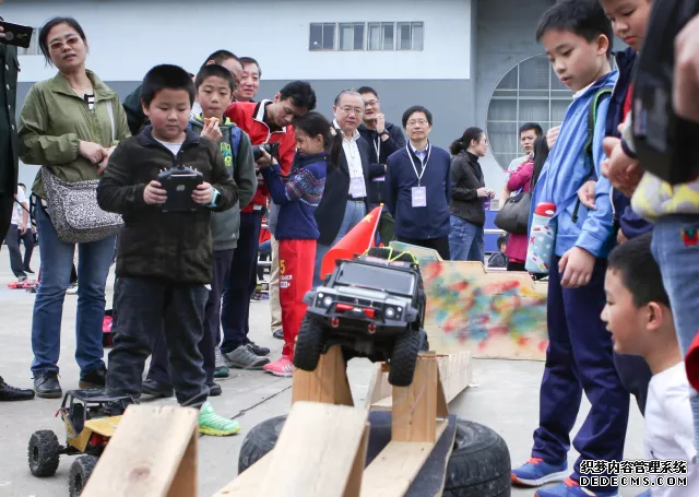 上海模型節精彩開(kāi)幕,這個模(mó)型“奧運會”是如(圖(tú)12) 上海模(mó)型節精彩開幕,這個模型“奧運會”是如(圖(tú)12)