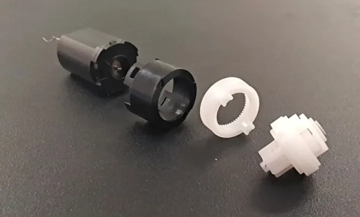 保持機架的不亂性有幾（jǐ）個設計（jì）原則：  一（yī）個靠重力(圖13)