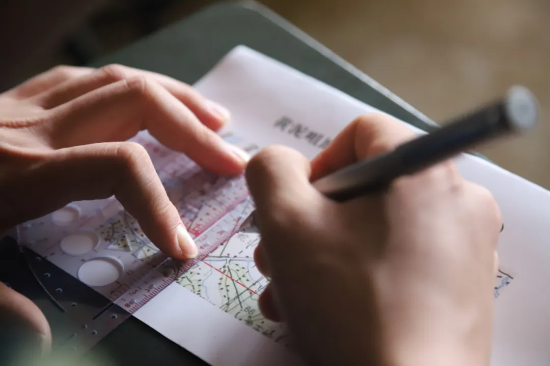 軍事沙(shā)盤模型企業經營沙盤模擬實訓報告(圖2) 軍(jun1)事沙盤模型企業經營沙盤模擬實訓(xùn)報告(圖(tú)2)