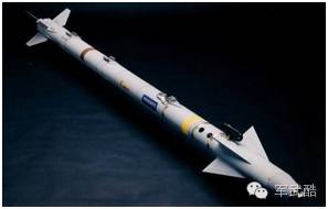 14.jpg 【武備】中日輕型武裝(zhuāng)直升機大比(bǐ)拚,原(yuán)來中國(圖13)